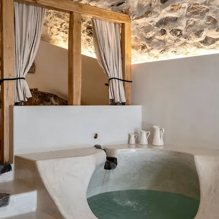 Canava In Santorini Villa