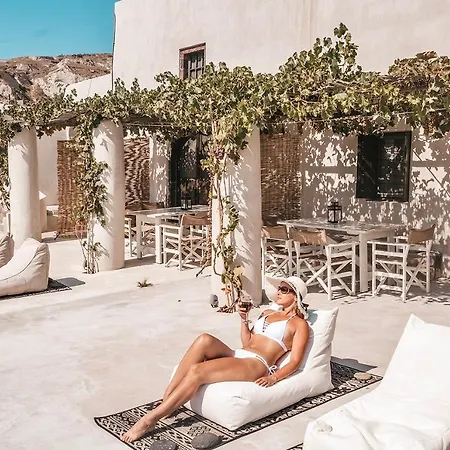 Canava In Santorini *