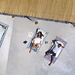 Canava In Santorini Emporio (Santorini)