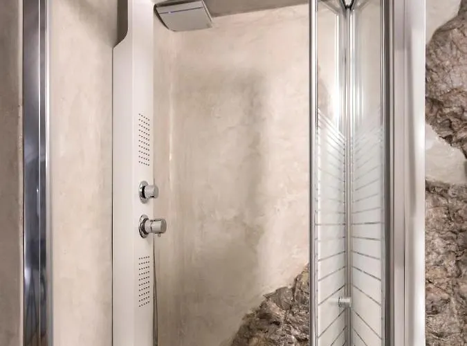 Canava In Santorini * Emporio (Santorini)