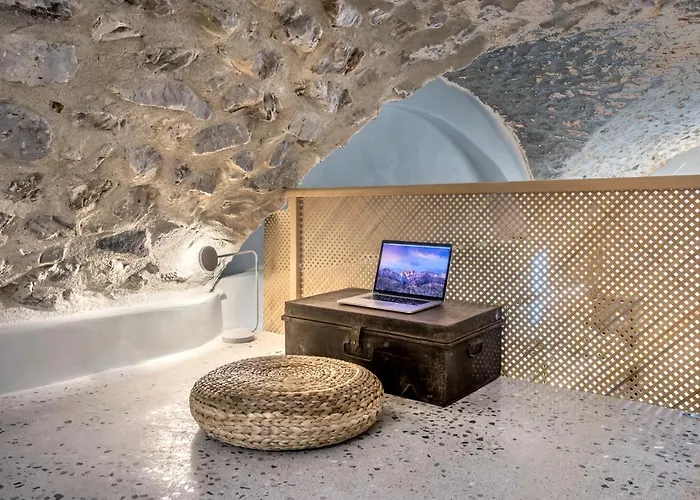 Canava In Santorini Villa Emporio (Santorini)